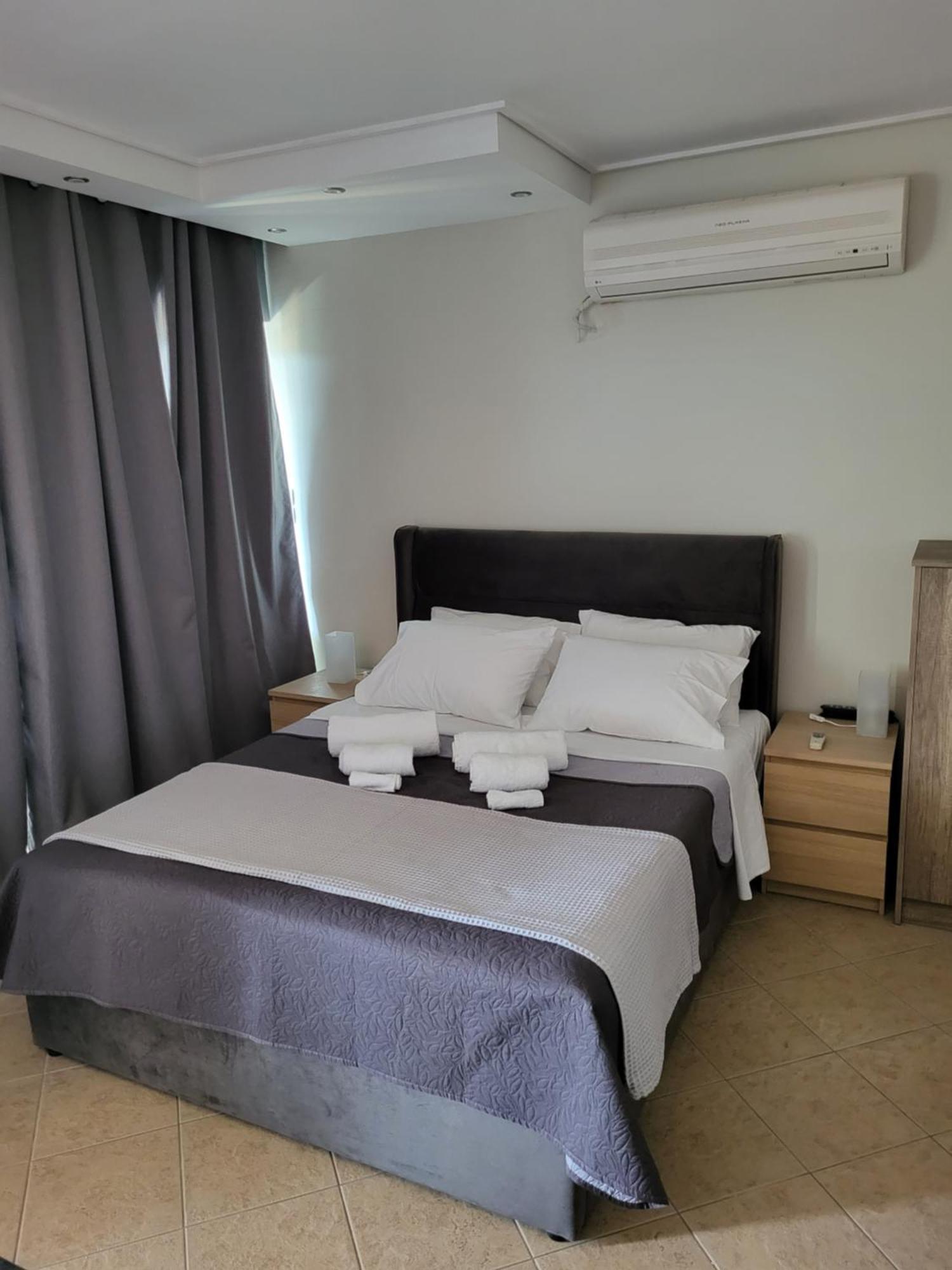 "Stergiou Luxury Apartment 2Nd Floor" Με Κοινη Πισινα Saronida Kamer foto